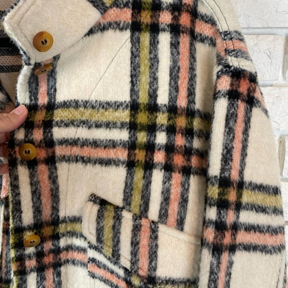 Bagatelle Checkered Teddy Jacket in Cream, Pink, and Black - Picture 3 of 8